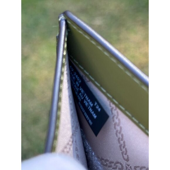 Michael Kors Logo Jet Set Charm Medium Envelope Trifold Wallet Smokey Olive - Picture 8 of 13